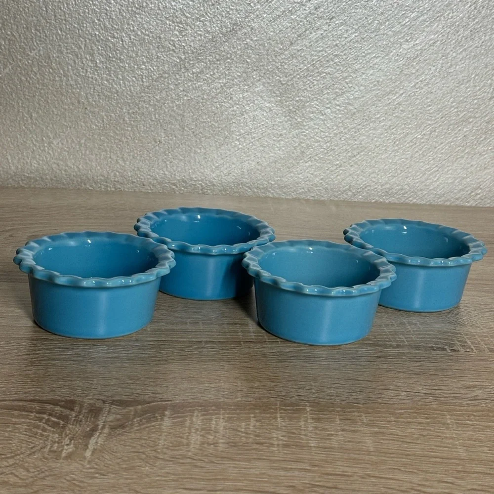 4 Chantal Scalloped Baking Dish Blue Bake Freeze Stonewear 1/2 Cup